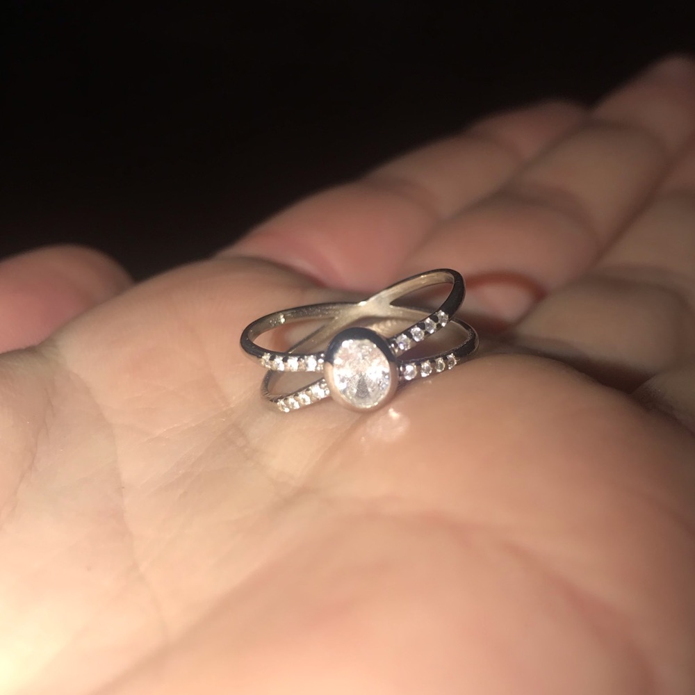Francesca’s Ring - Picture 4 of 4